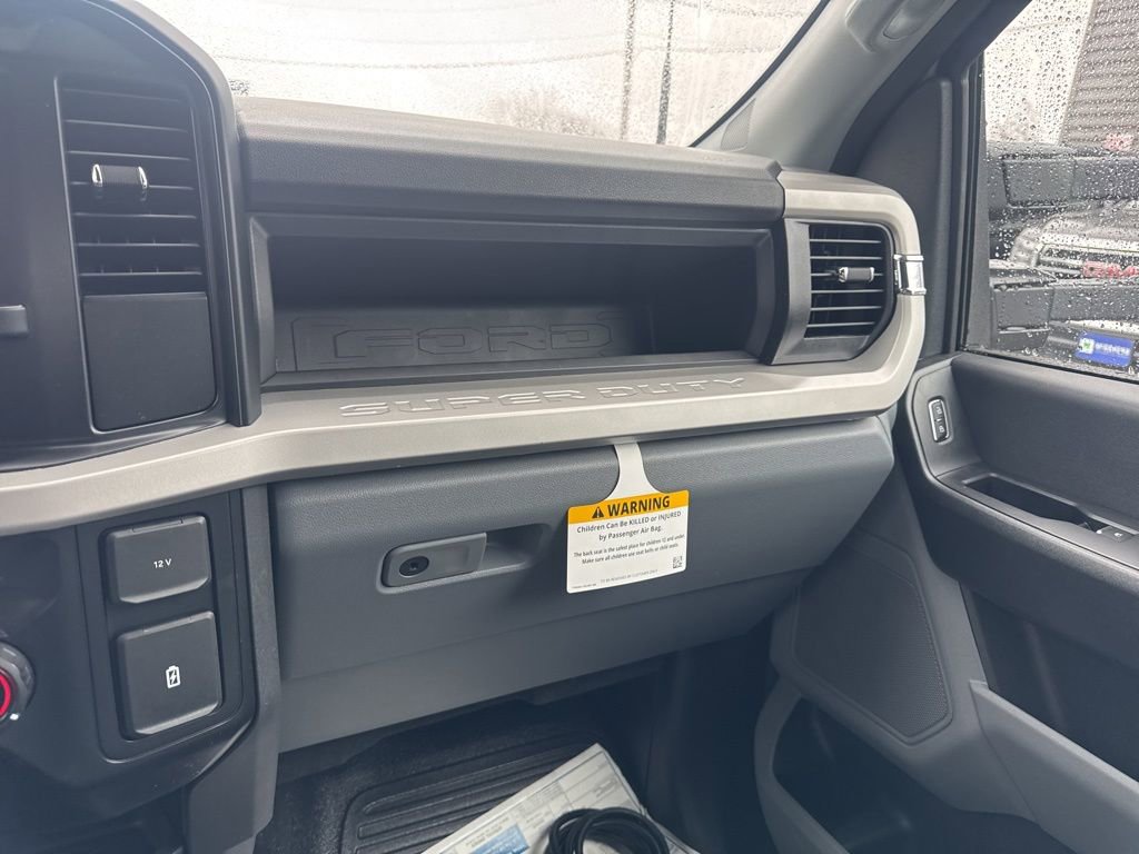 New 2026 Ford F550 4x4 Supercab Super Duty image 22