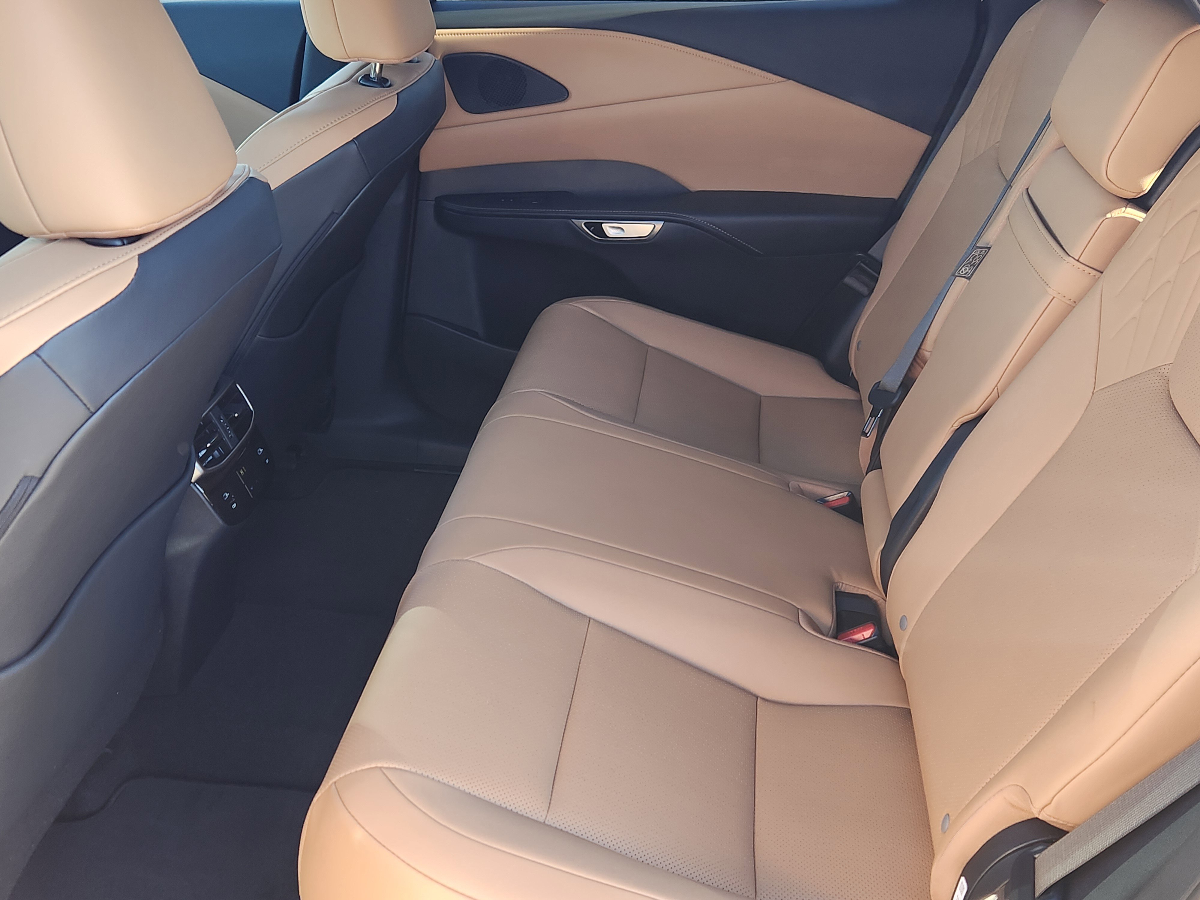 New 2026 Lexus RX 350 AWD/4WD image 18