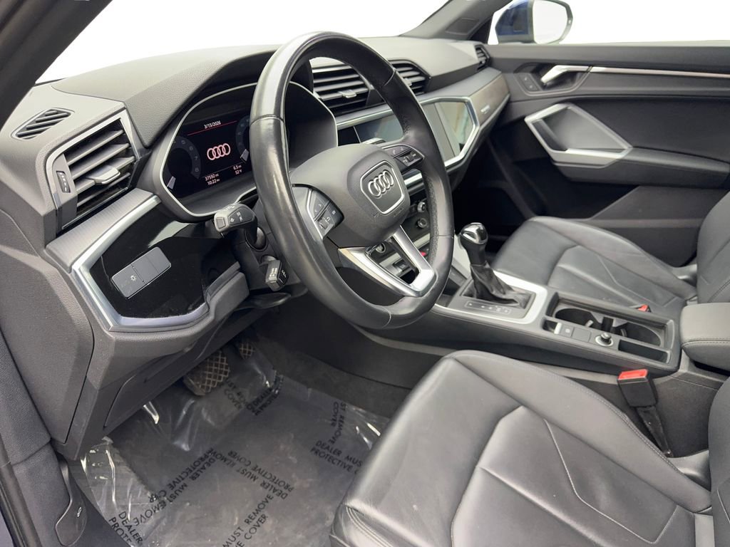 Used 2022 Audi Q3 2.0T Premium w/ Convenience Package image 50