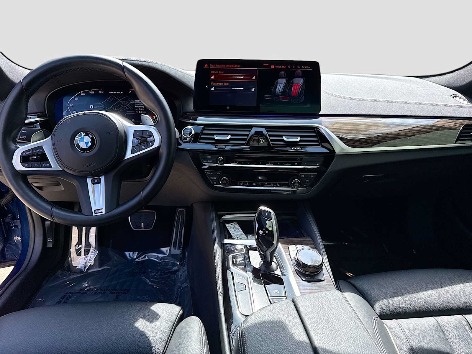 Used 2023 BMW M550i xDrive w/ Executive Package AWD/4WD image 23