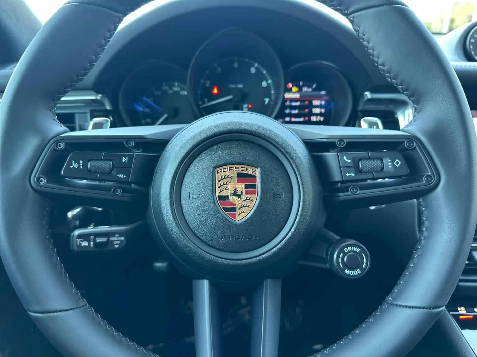 New 2026 Porsche Macan AWD/4WD image 26