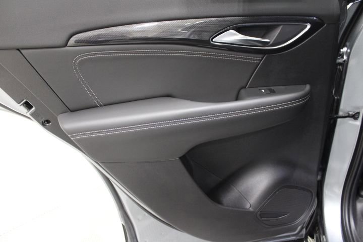 Used 2023 Buick Envision Essence image 21