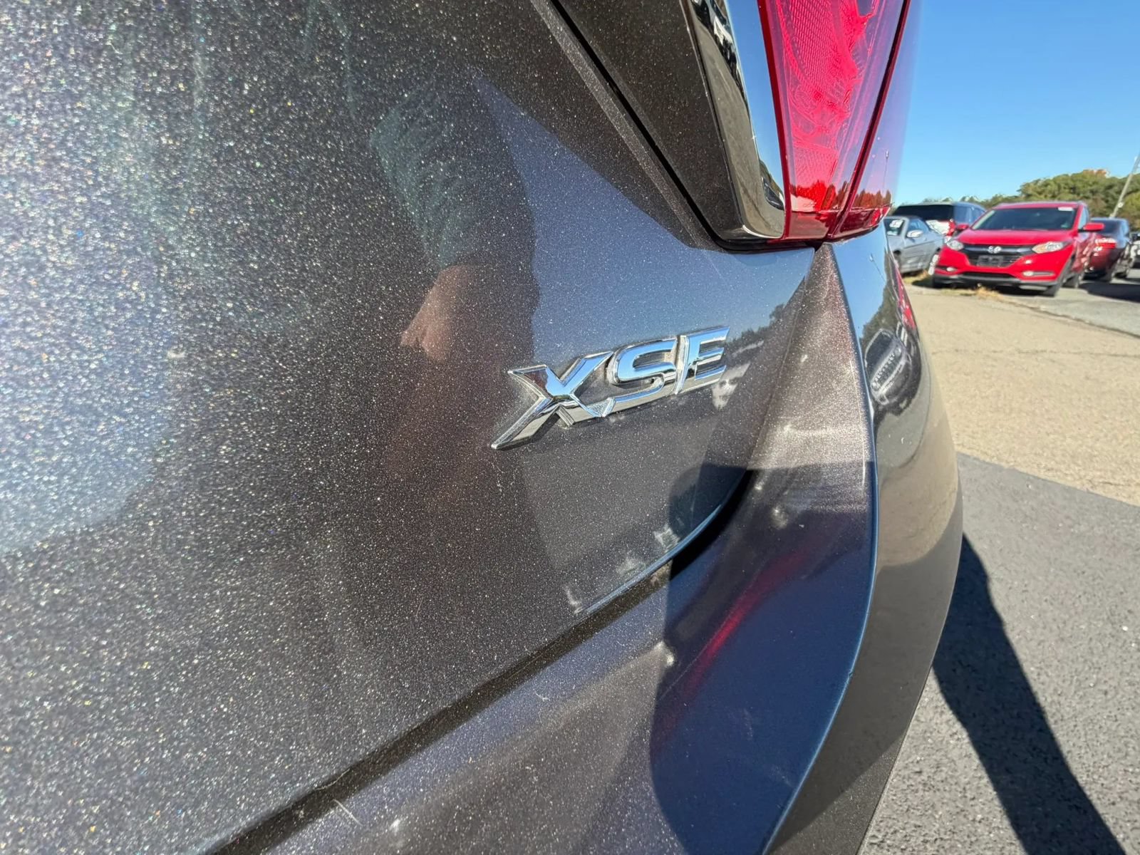 Used 2016 Toyota Camry XSE w/ Moonroof Package FWD image 21