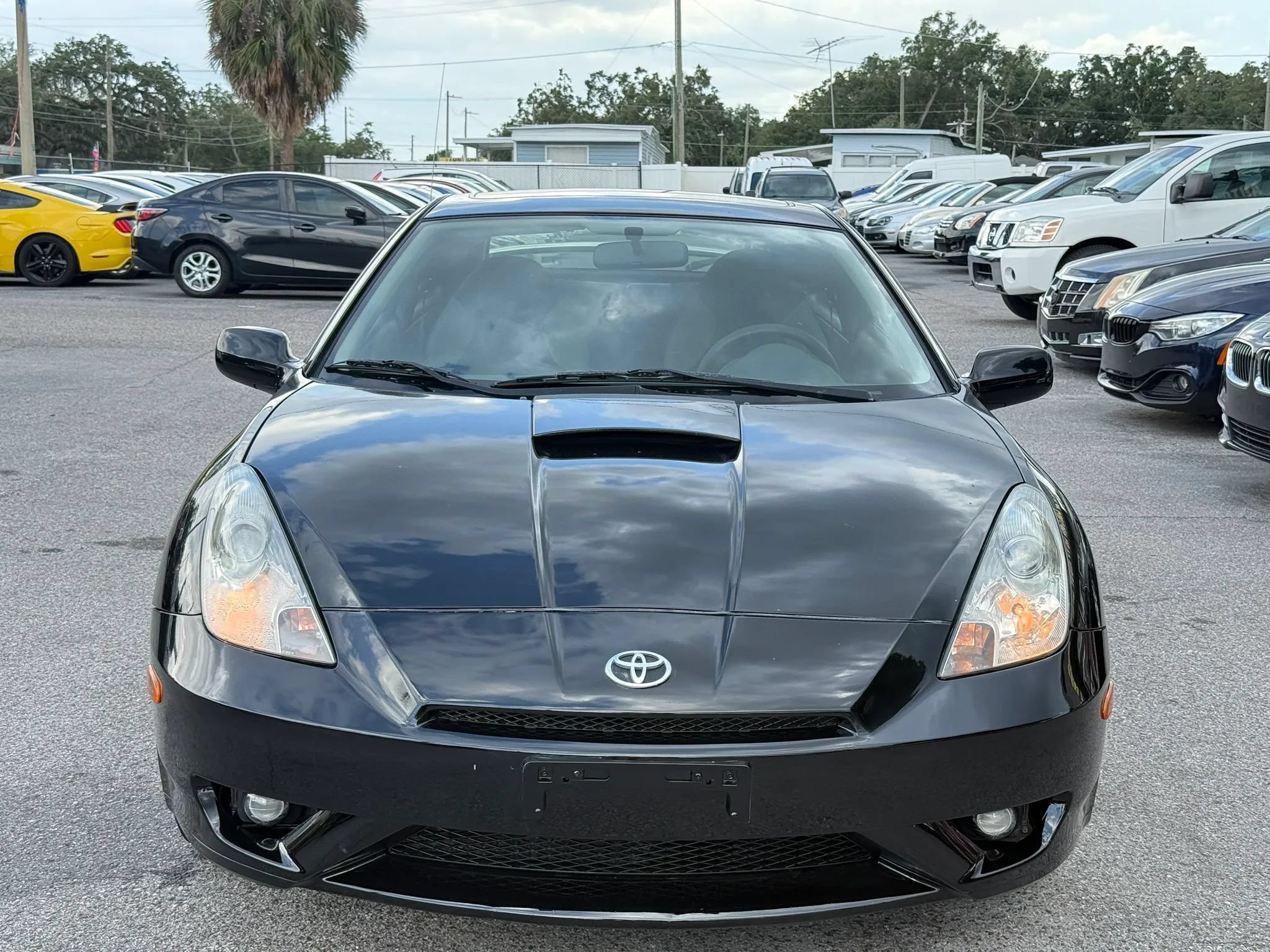 Used 2004 Toyota Celica GT FWD image 2