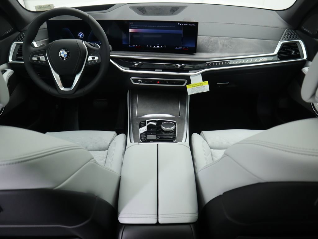 New 2026 BMW X5 xDrive40i w/ Premium Package image 13