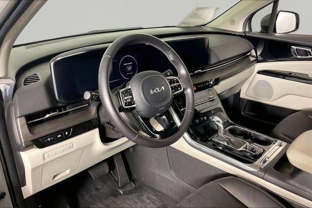 Certified 2024 Kia Carnival SX FWD image 14