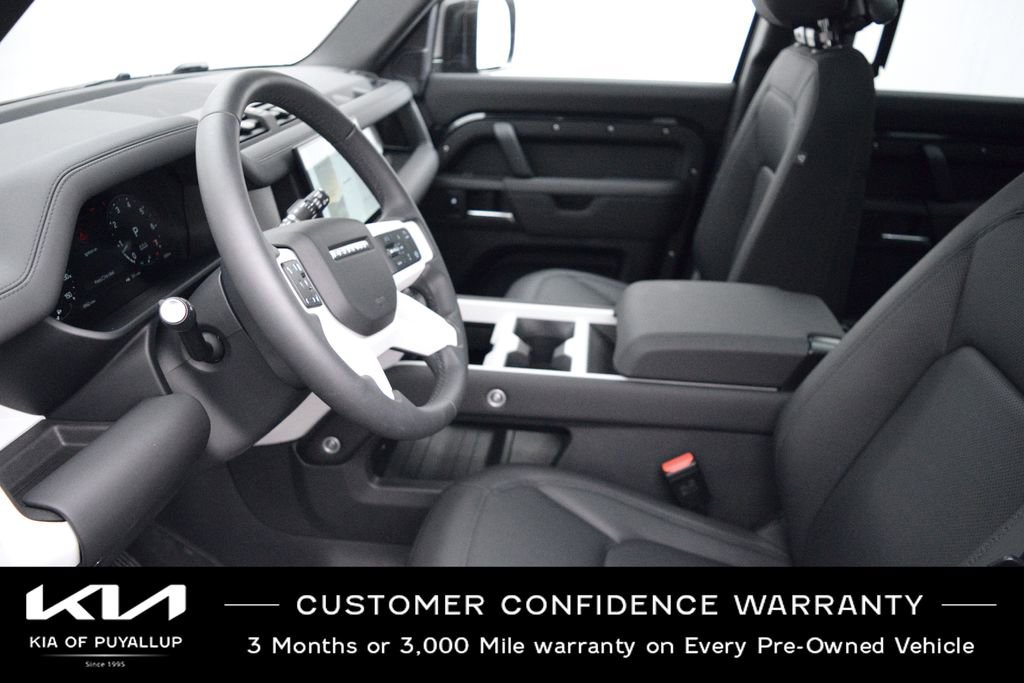 Used 2025 Land Rover Defender 110 S image 10