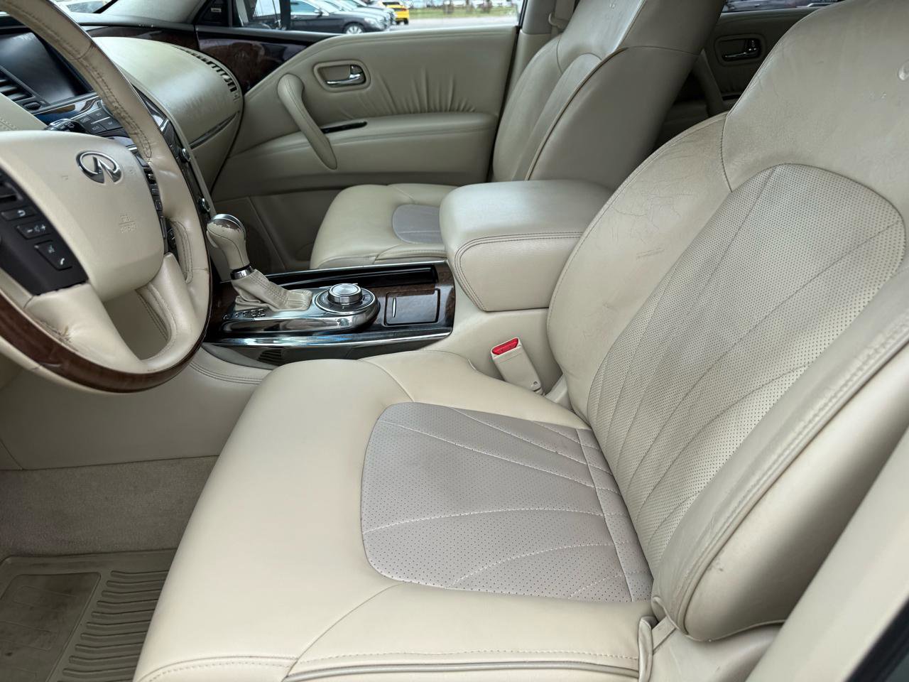 Used 2012 INFINITI QX56 4WD w/ Deluxe Touring Pkg image 13