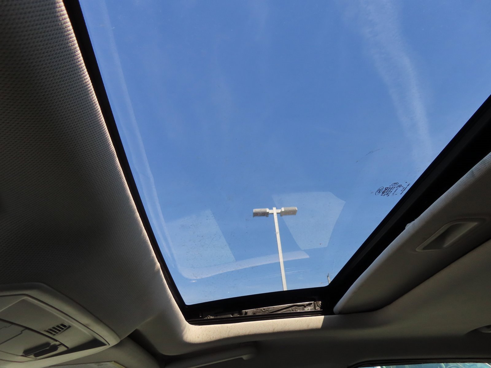 Used 2017 Ford Focus SEL image 28