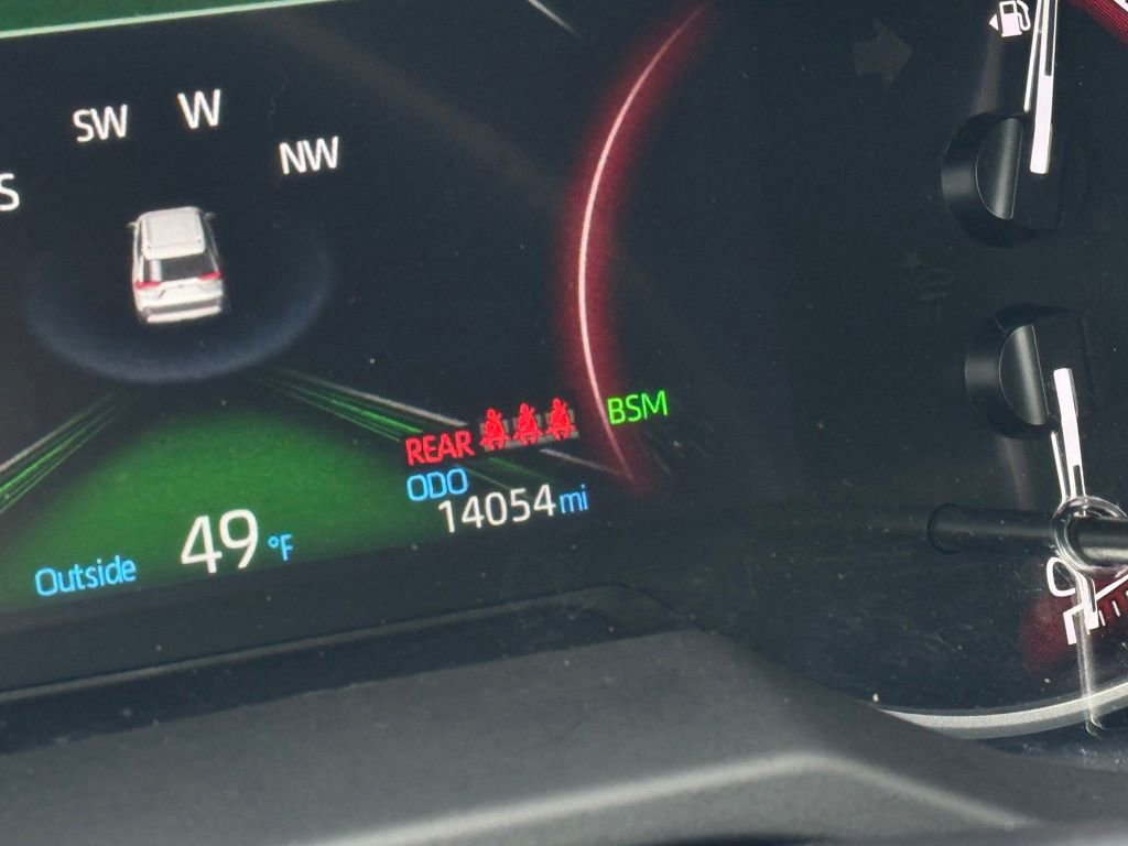 Certified 2025 Toyota RAV4 XLE image 29