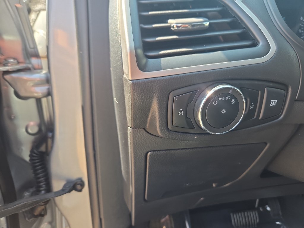 Used 2024 Ford Edge SEL AWD/4WD image 22