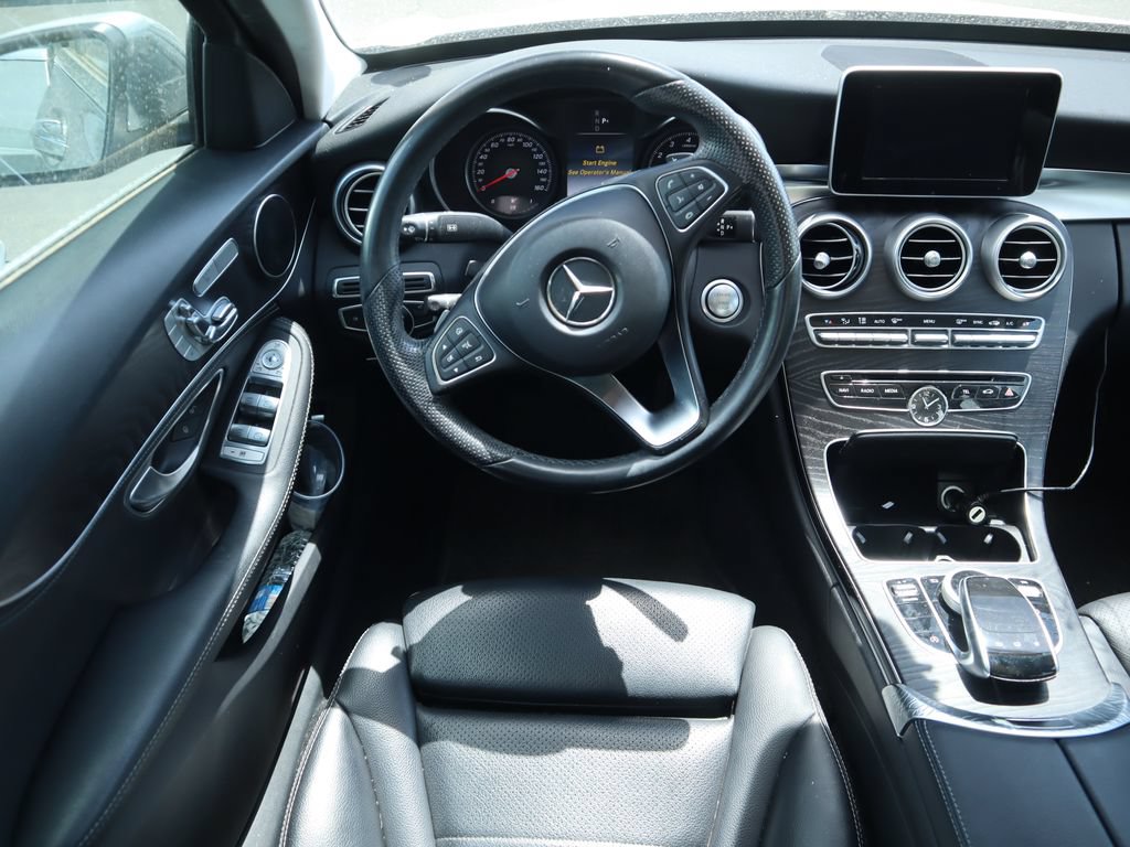 Used 2016 Mercedes-Benz C 300 4MATIC Sedan image 5