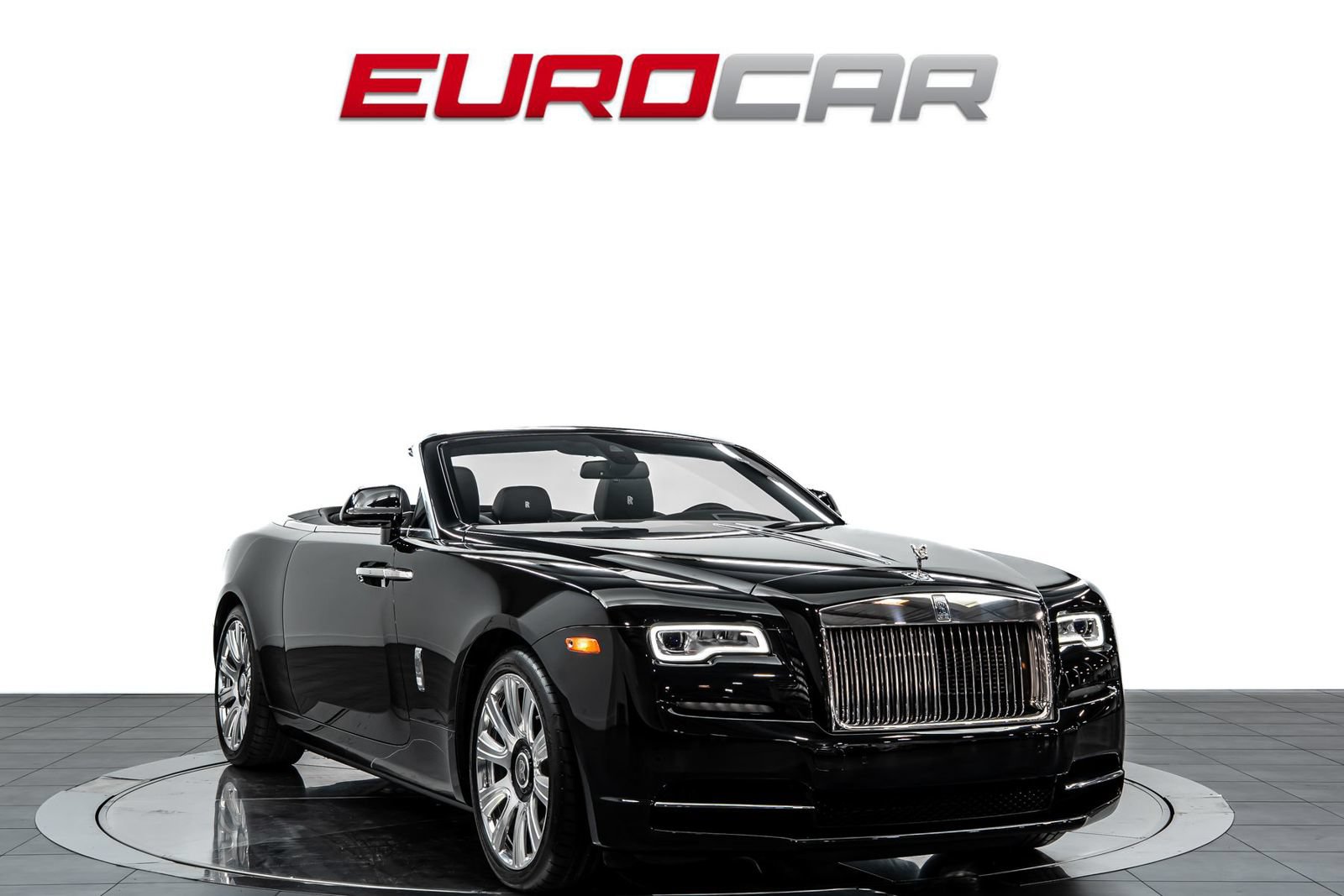 Used 2017 Rolls-Royce Dawn RWD image 9