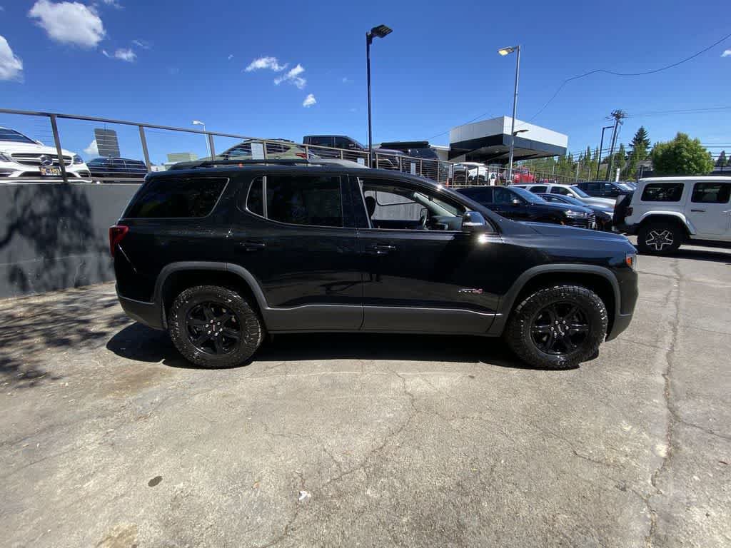 Used 2022 GMC Acadia AT4 w/ Preferred Package AWD/4WD image 7