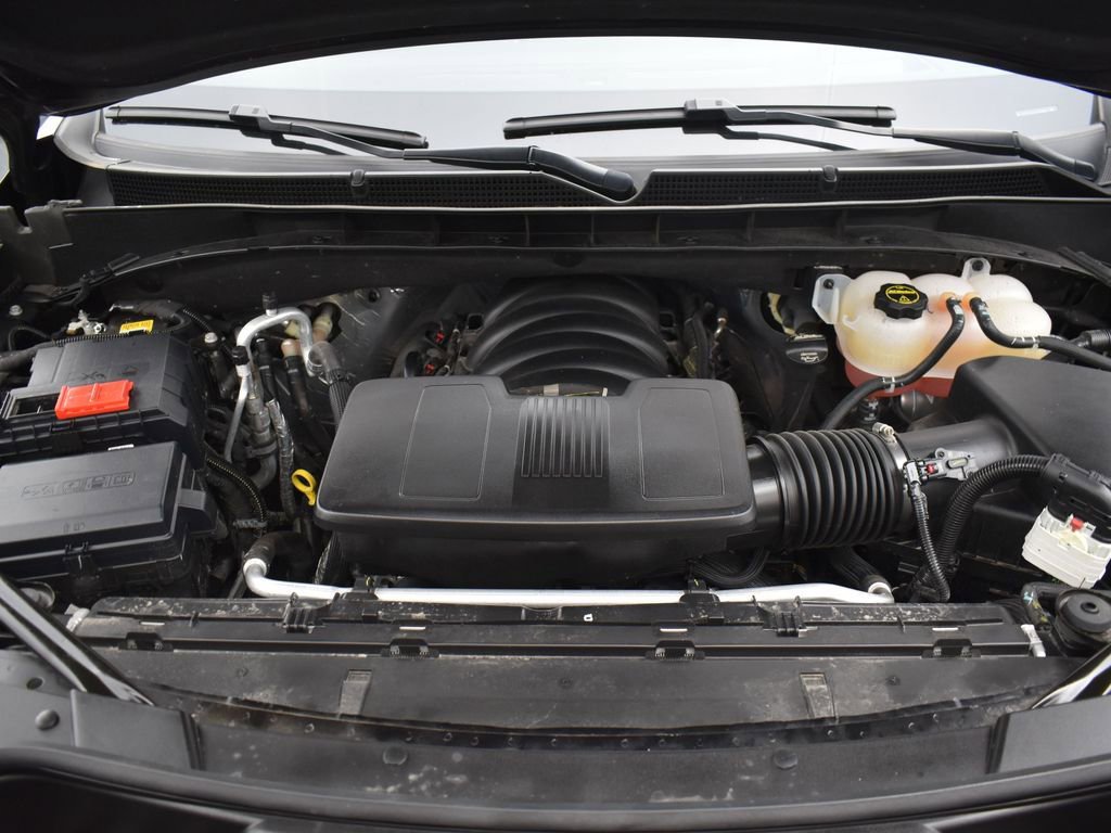 Certified 2024 Cadillac Escalade ESV Premium Luxury w/ Performance Package image 9