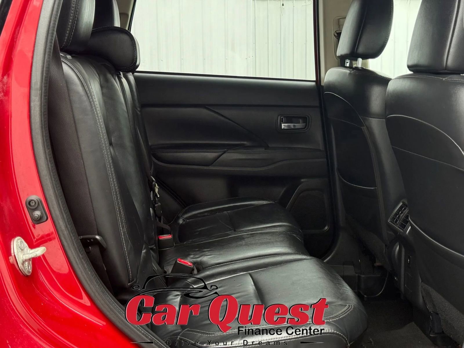 Used 2019 Mitsubishi Outlander SEL AWD/4WD image 15