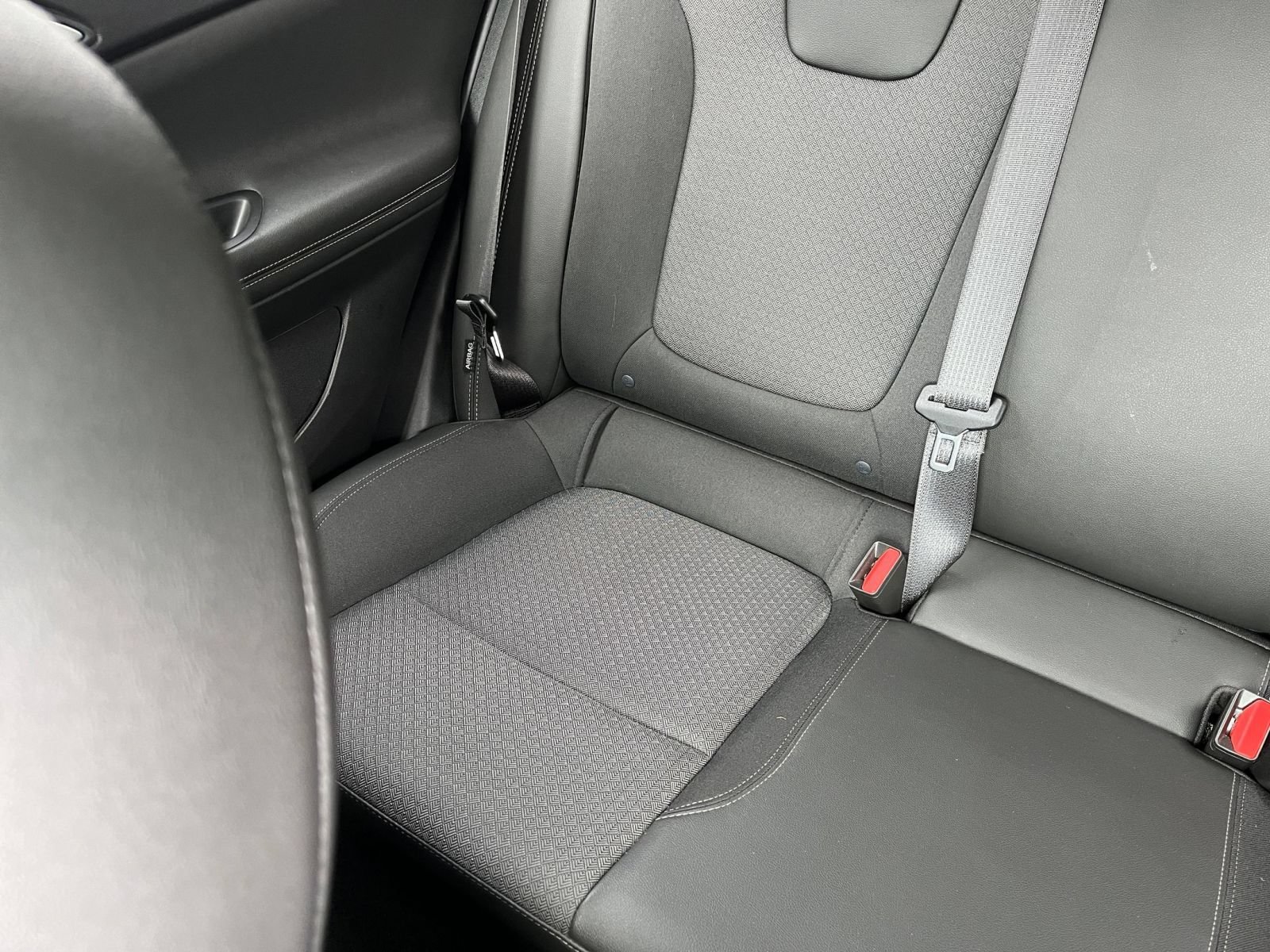Used 2025 Buick Encore GX Preferred FWD image 40