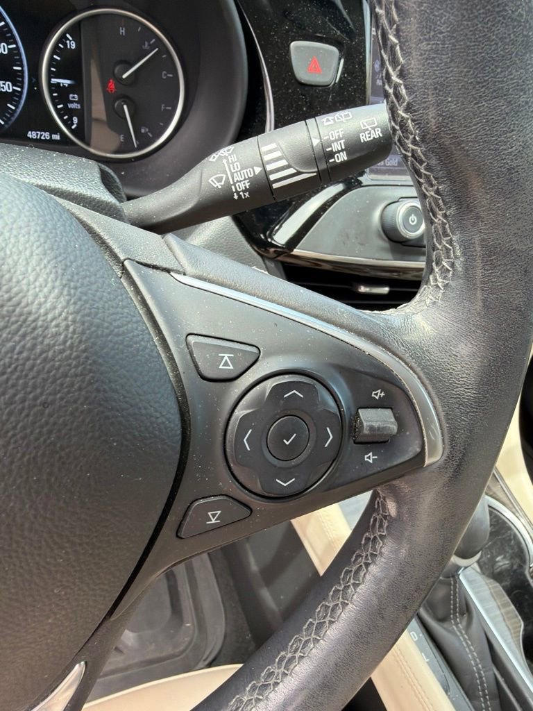 Used 2019 Buick Envision Premium w/ LPO, Interior Luxury Package AWD/4WD image 17