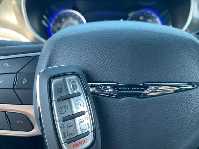 New 2026 Chrysler Pacifica Select image 49