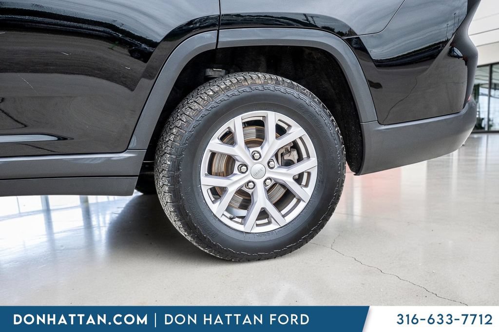 Used 2022 Jeep Grand Cherokee L Limited w/ Trailer Tow Group (B) AWD/4WD image 38