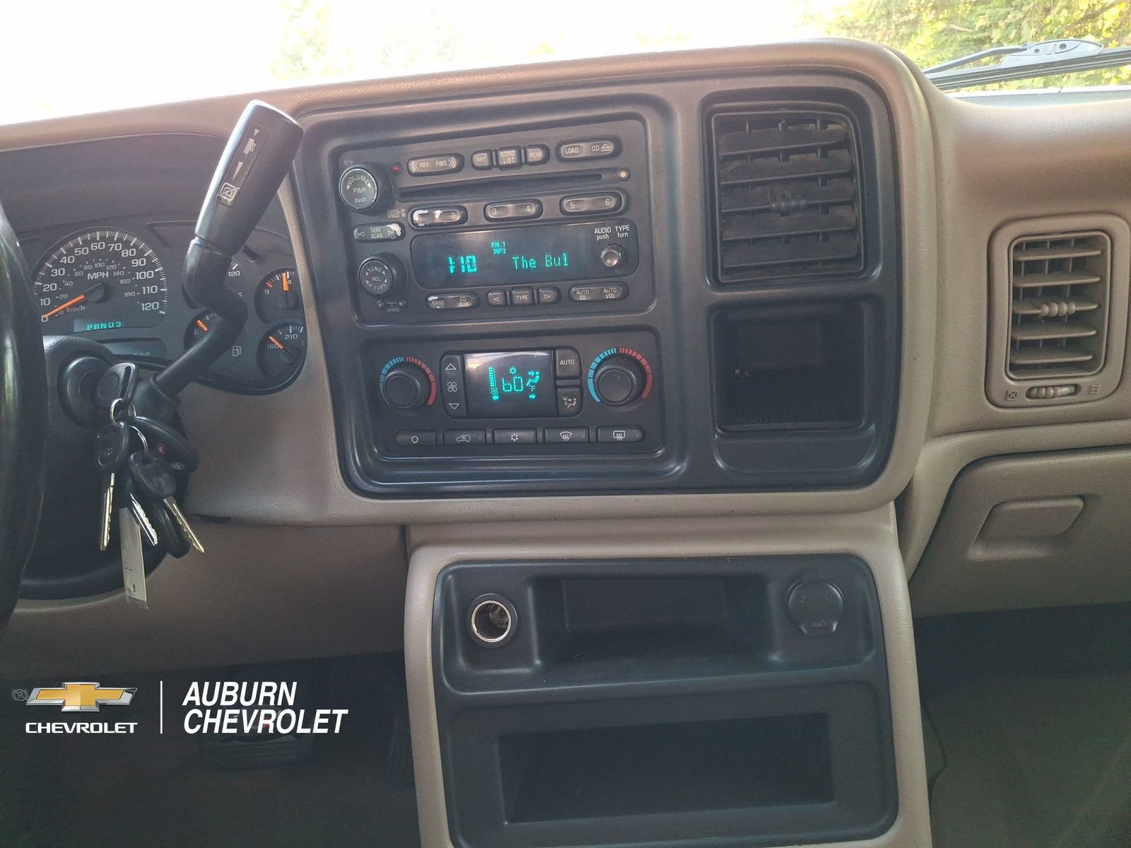 Used 2005 Chevrolet Silverado 2500 LT w/ Heavy-Duty Power Package AWD/4WD image 11
