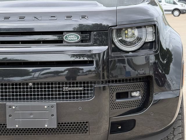 Used 2023 Land Rover Defender 130 X-Dynamic SE AWD/4WD image 10