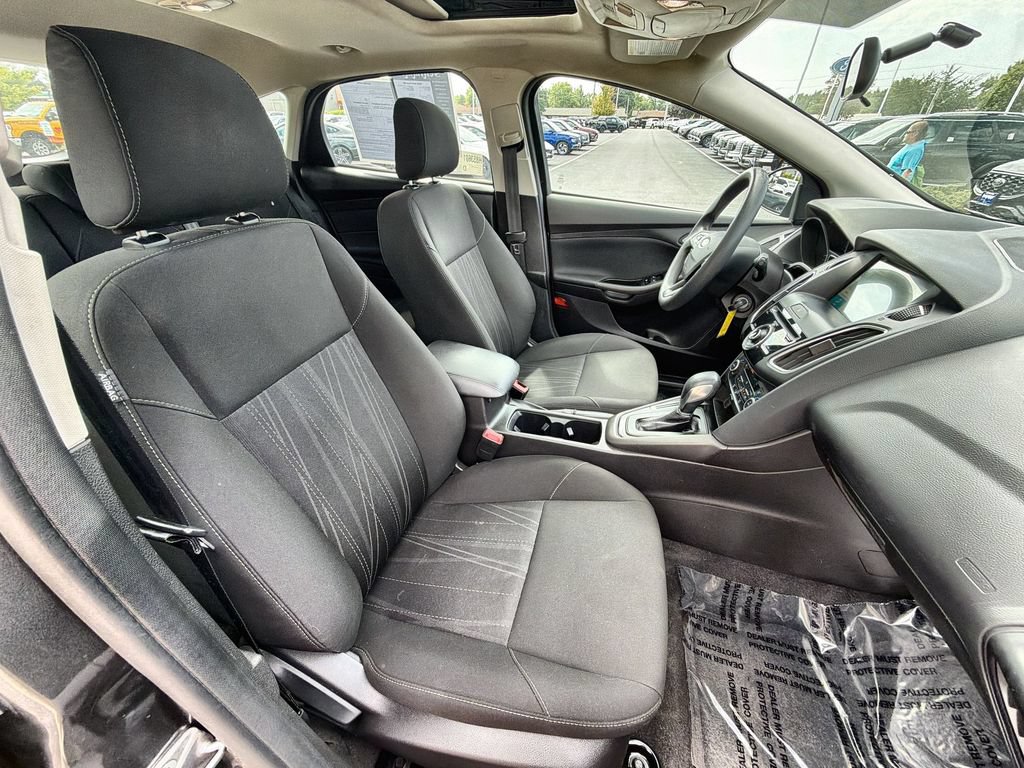 Used 2018 Ford Focus SEL FWD image 23