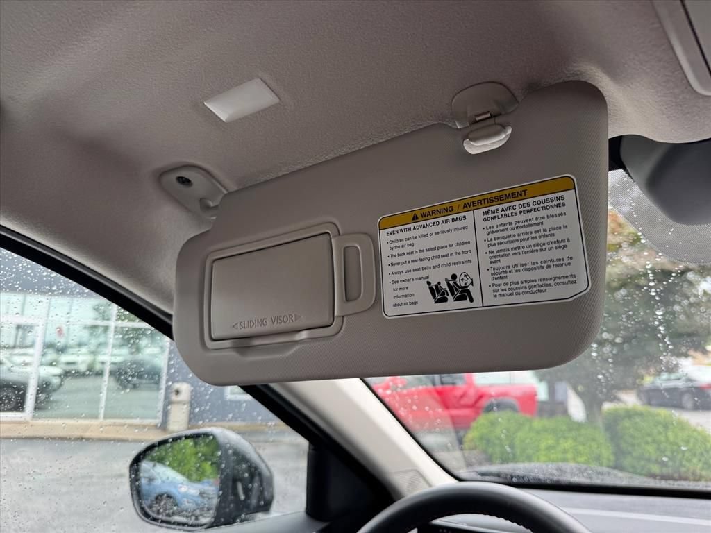Certified 2025 Nissan Kicks SR FWD image 26