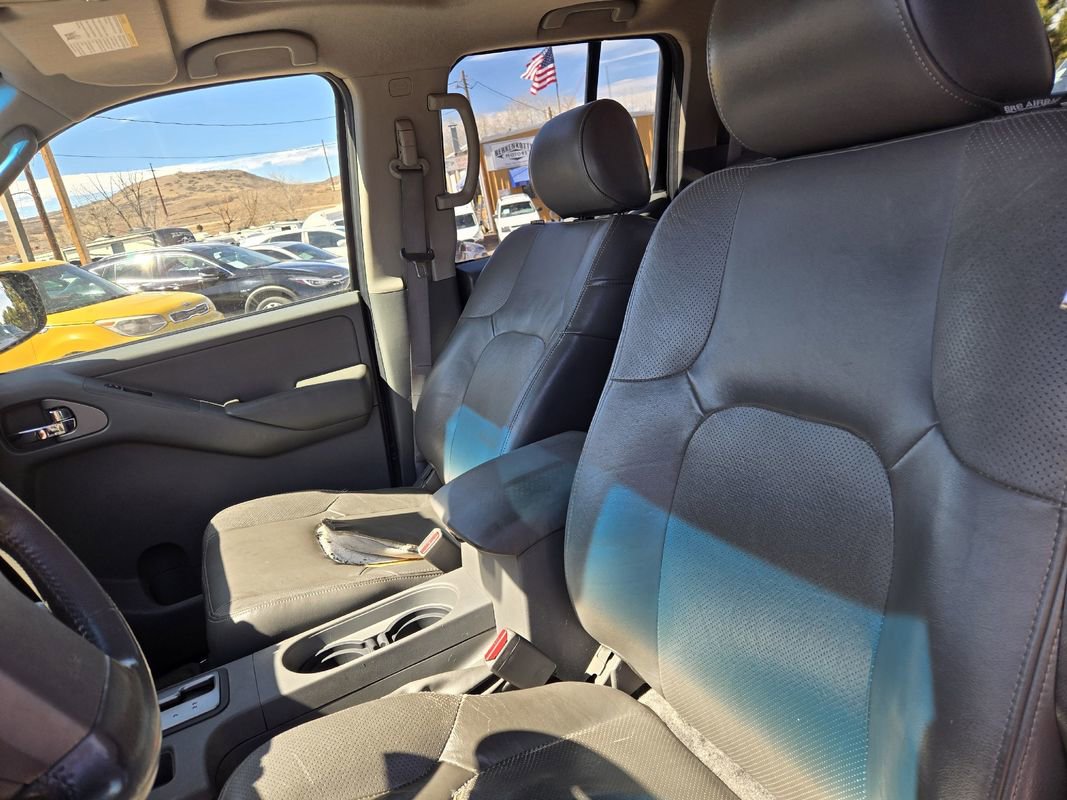 Used 2008 Nissan Frontier LE w/ Leather Pkg AWD/4WD image 15