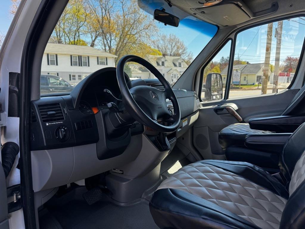 Used 2013 Mercedes-Benz Sprinter 3500 image 17