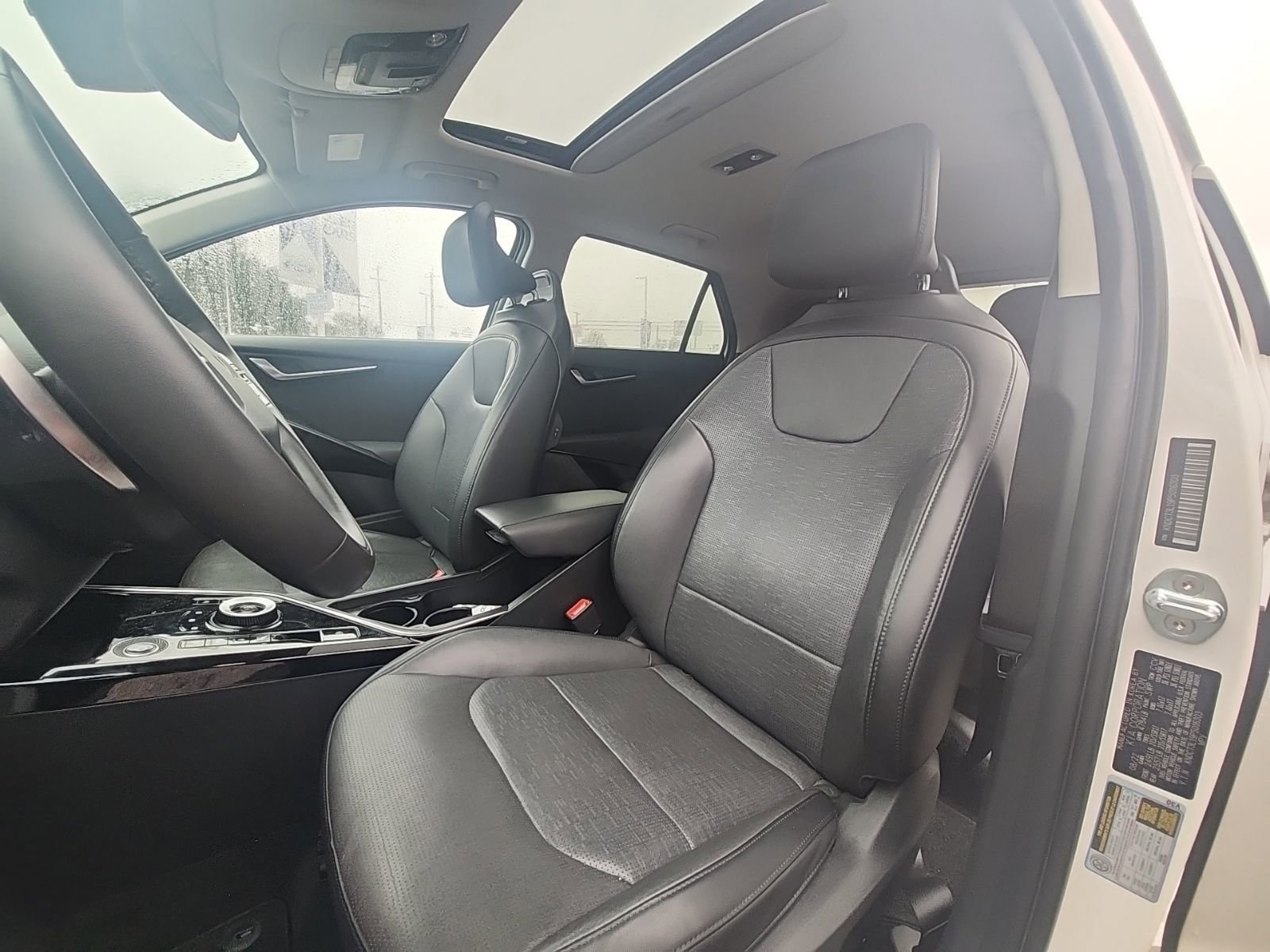 Used 2023 Kia Niro Wave image 7