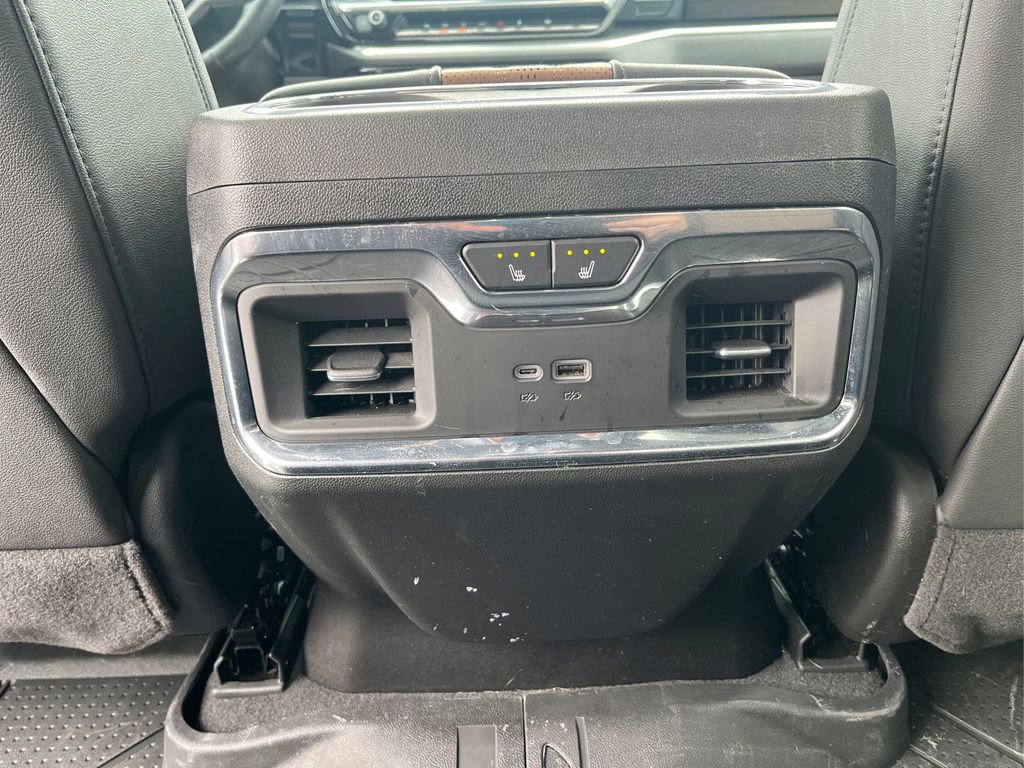 Used 2025 Chevrolet Silverado 1500 High Country image 18