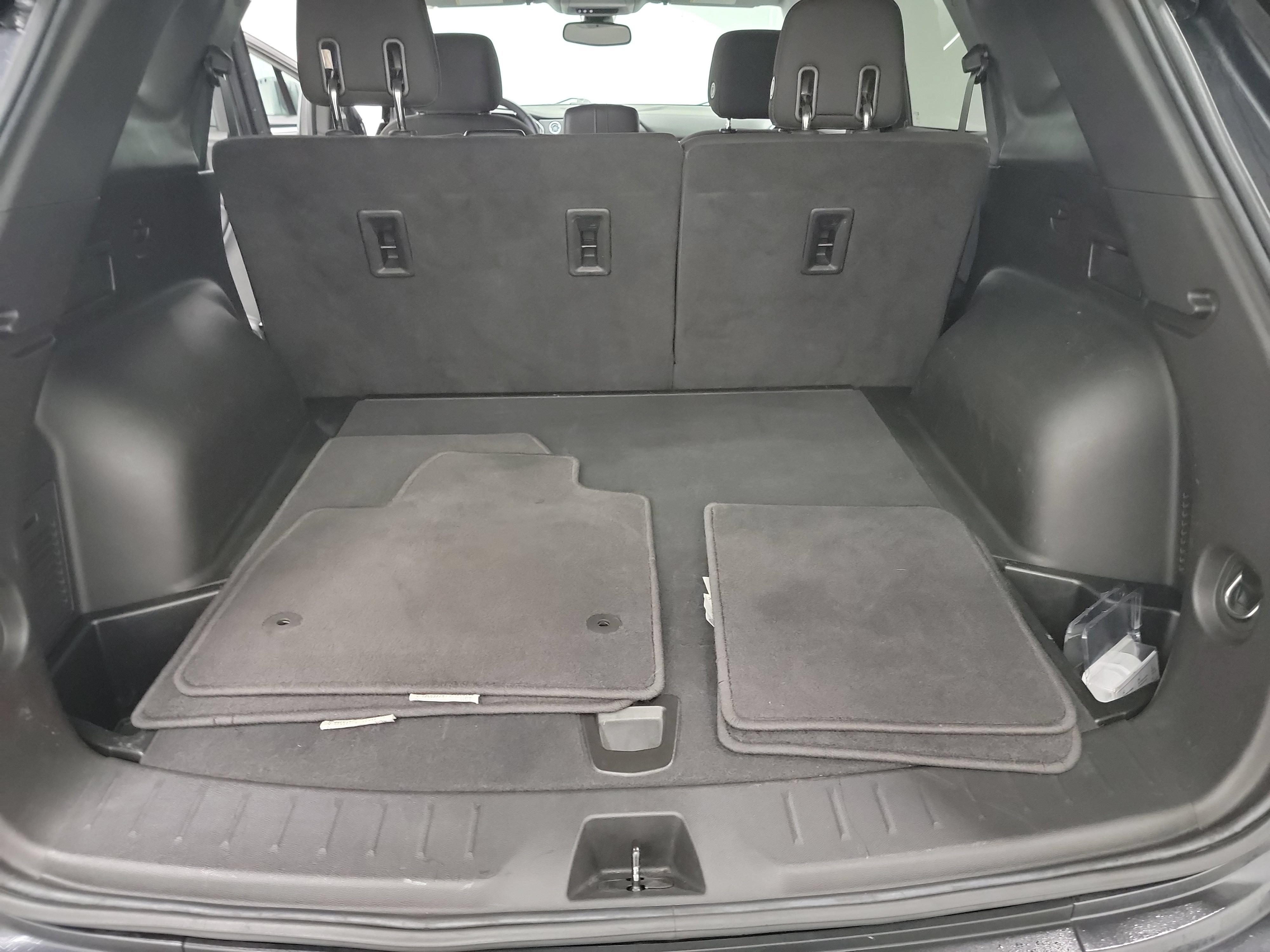 Used 2021 Chevrolet Blazer LT FWD image 25