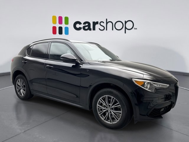 Used 2023 Alfa Romeo Stelvio Sprint image 7