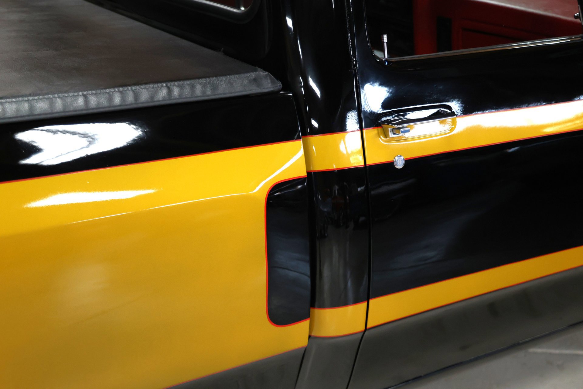 Used 1992 Dodge D/W Truck 150 image 27