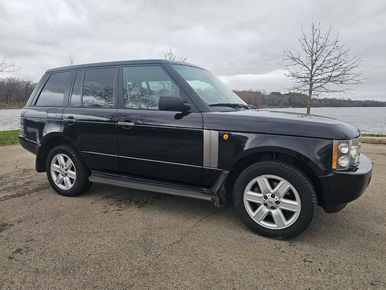 Used 2004 Land Rover Range Rover HSE AWD/4WD image 3