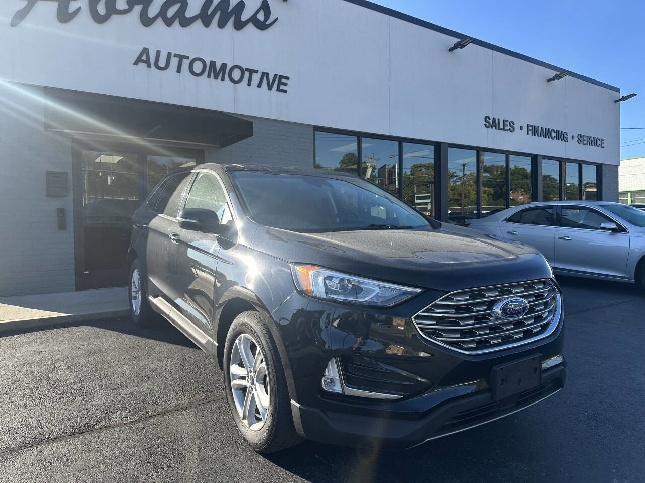 Used 2020 Ford Edge SEL w/ Convenience Package image 3
