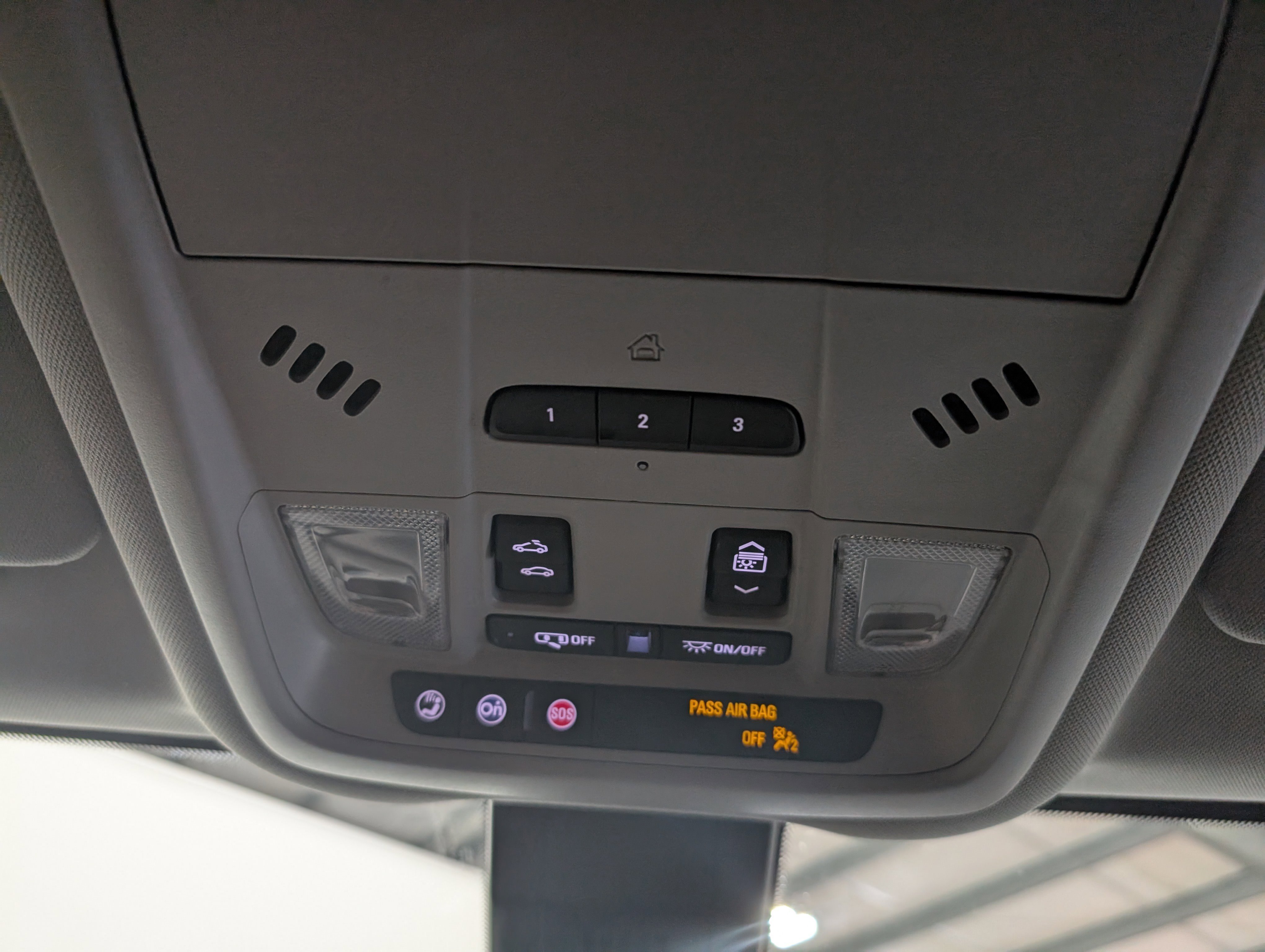 Used 2024 GMC Terrain AT4 w/ Tech Package image 28