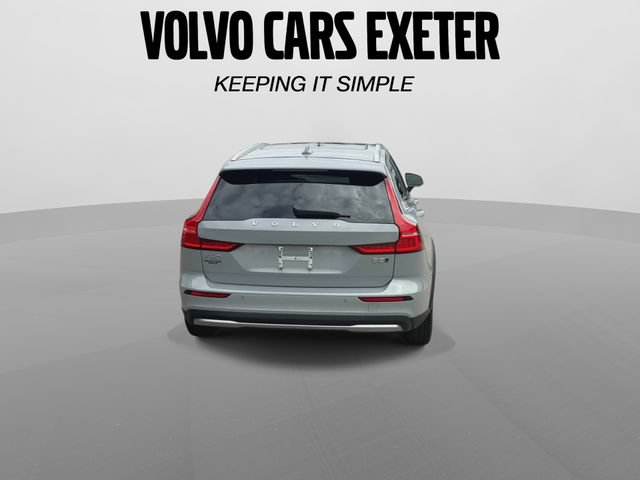 Certified 2025 Volvo V60 B5 Cross Country Ultra AWD/4WD image 10