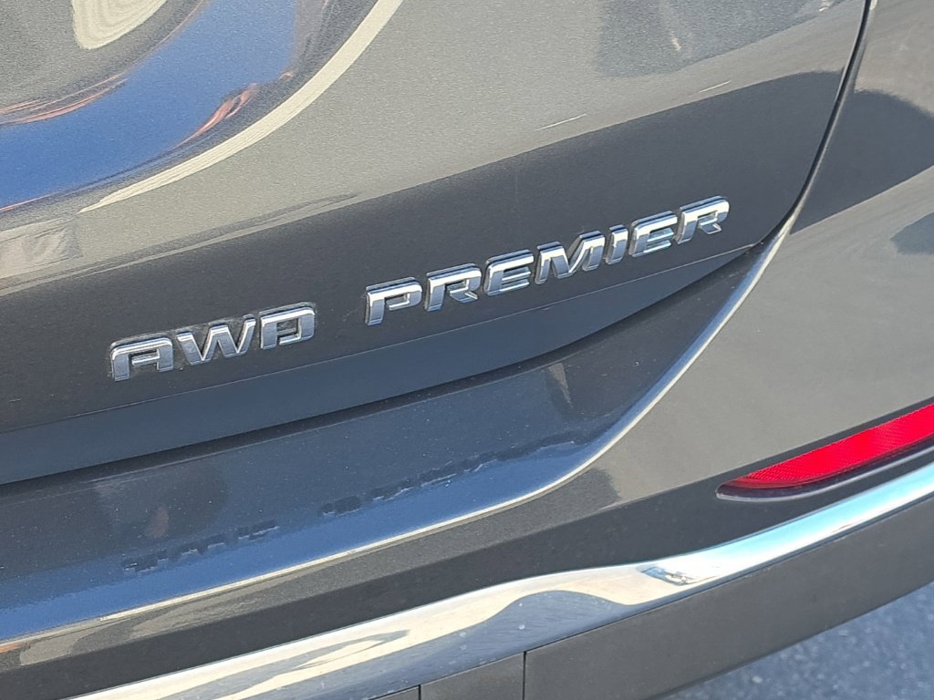 Used 2021 Chevrolet Equinox Premier AWD/4WD image 8