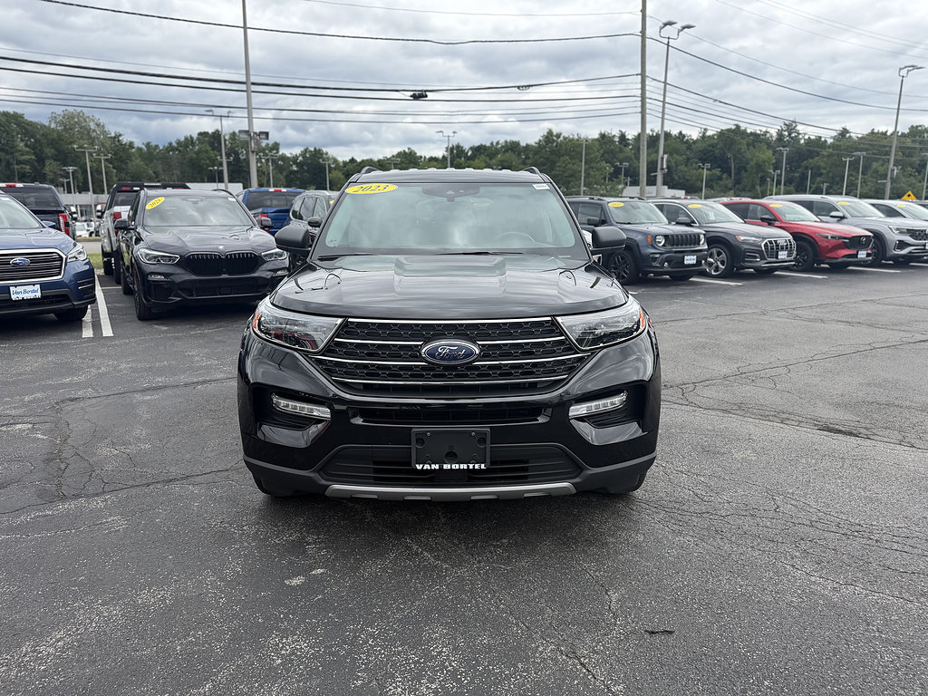 Certified 2023 Ford Explorer XLT w/ Equipment Group 202A AWD/4WD image 11