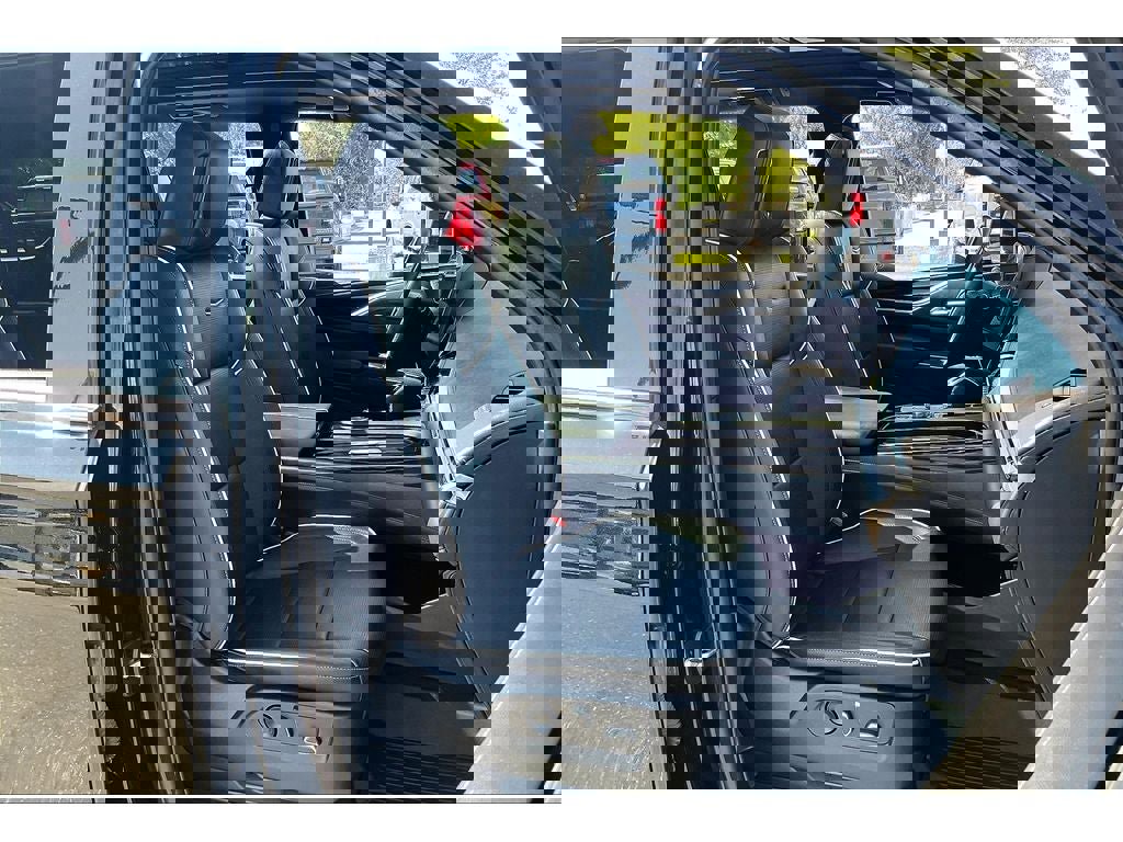 Used 2022 Cadillac Escalade ESV Sport image 7