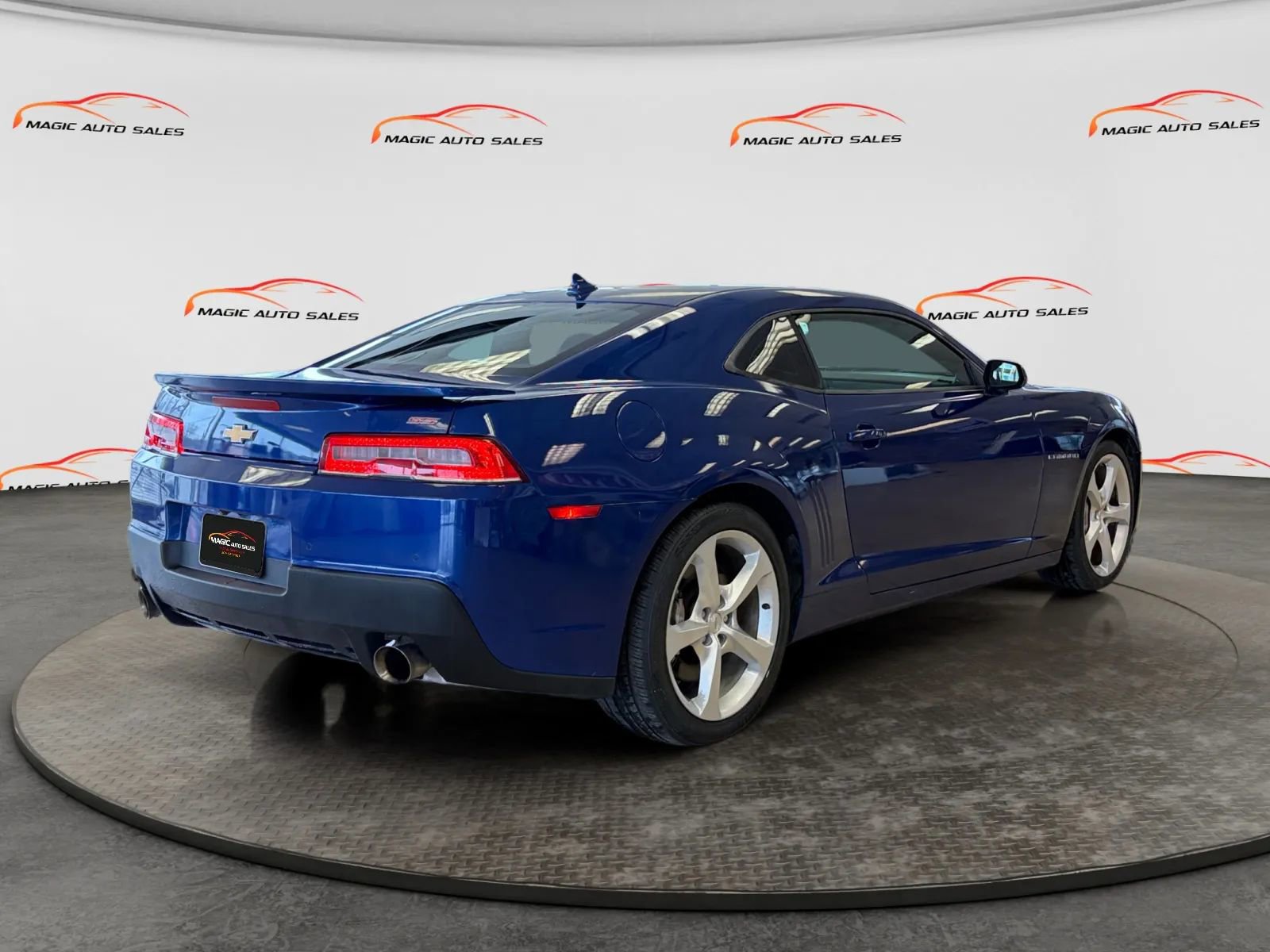 Used 2015 Chevrolet Camaro SS w/ RS Package RWD image 41