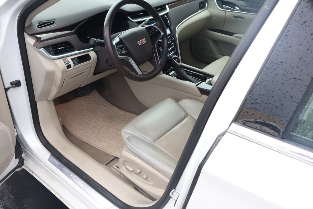 Used 2016 Cadillac XTS Luxury w/ LPO, Protection Package FWD image 9