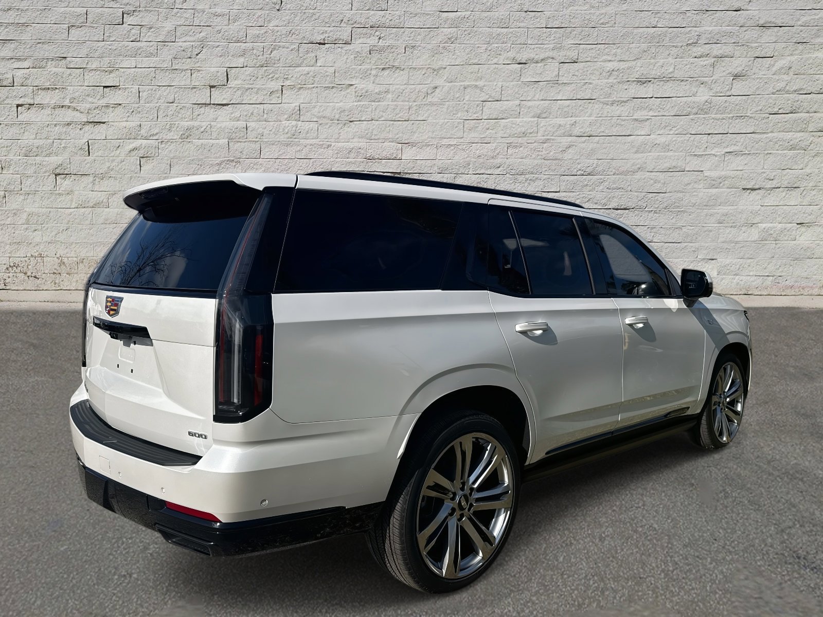 New 2025 Cadillac Escalade Sport Platinum w/ LPO, Floor Liner Package image 5