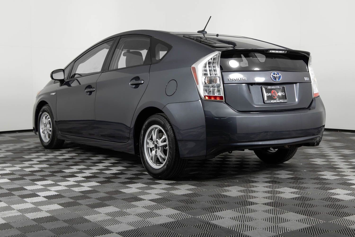 Used 2011 Toyota Prius Two image 4