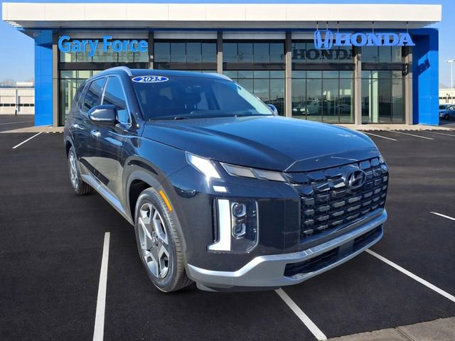 Used 2025 Hyundai Palisade Limited image 1