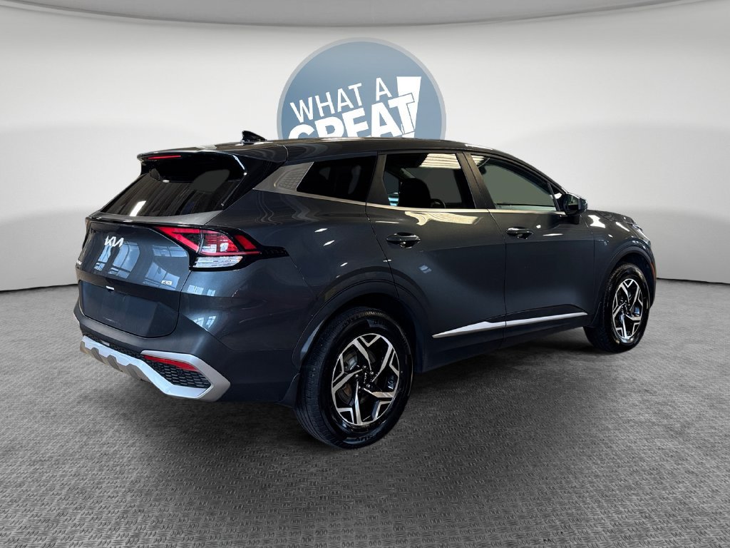 Certified 2023 Kia Sportage LX AWD/4WD image 3