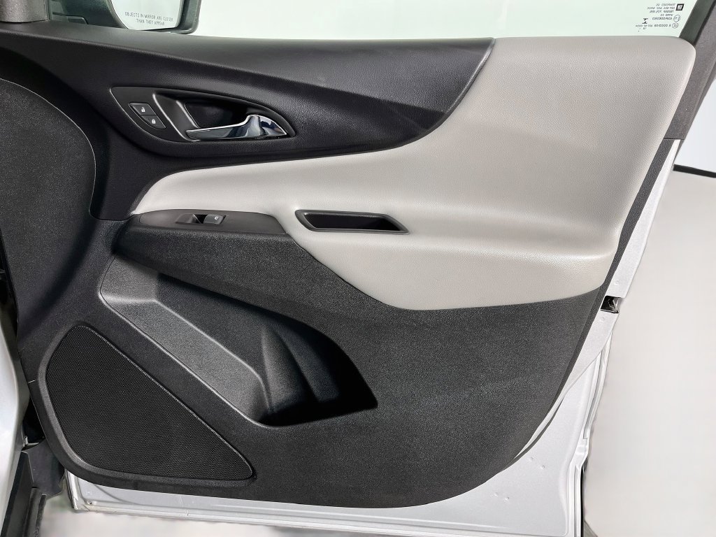 Used 2019 Chevrolet Equinox LS FWD image 33