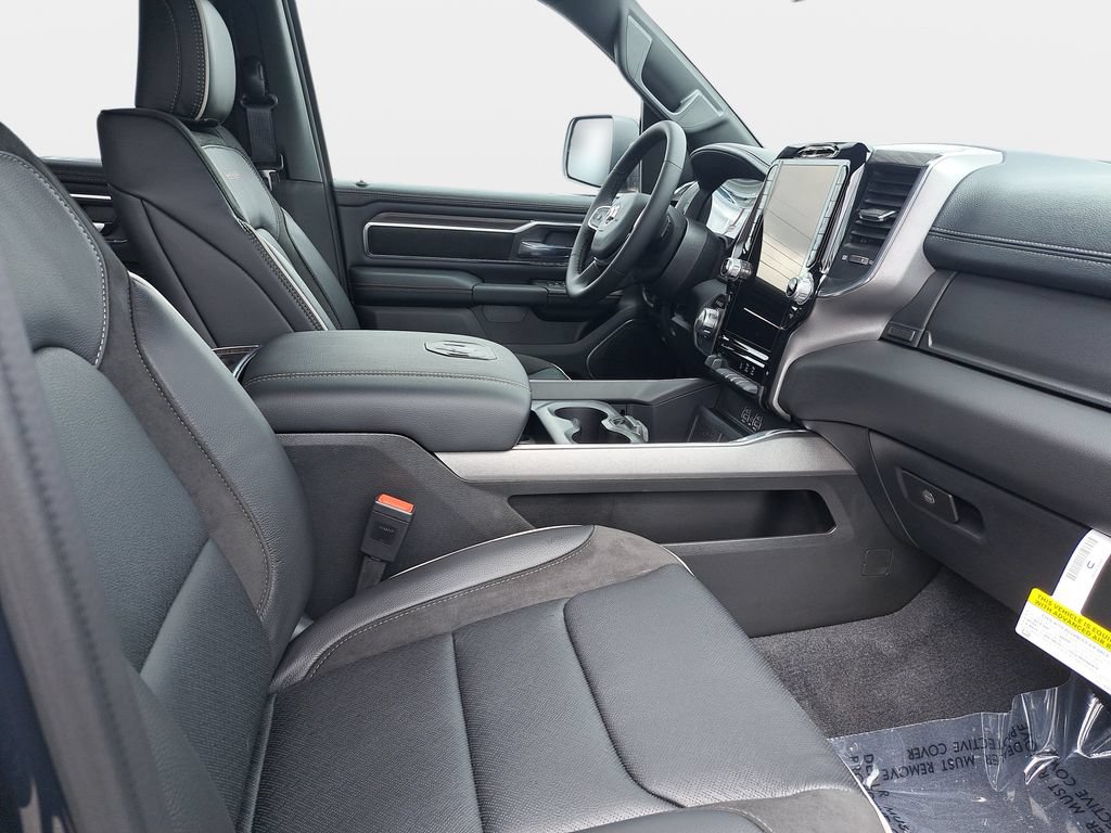 New 2026 RAM 1500 Laramie AWD/4WD image 10